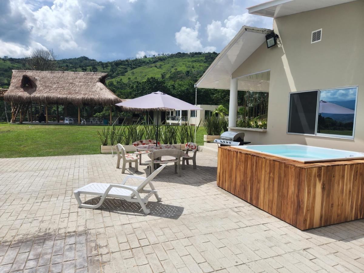 Villeta Casa De Campo Caracoli Spa 外观 照片
